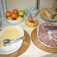 Colazione-AlbergoRoccia.jpg